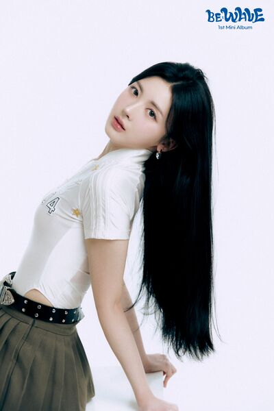 File:BEWAVE Gowoon2.jpg