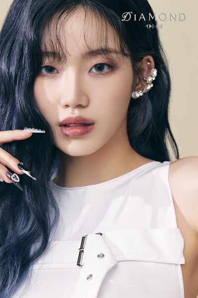 File:Hyunbin - Diamond promo.jpg