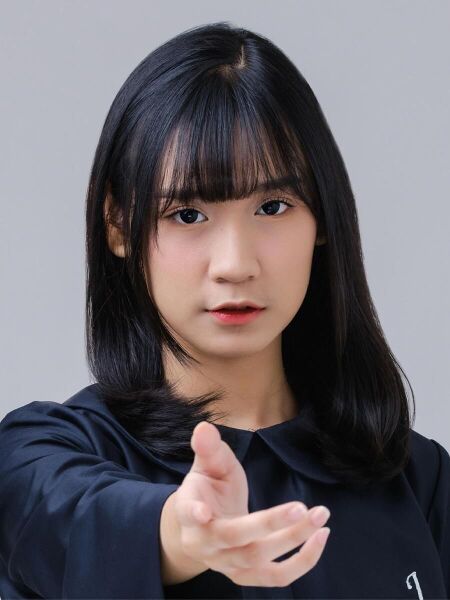 File:JKT48 Ara 2021-2.jpg