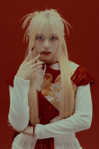 File:VIVI - WOAH promo.jpg