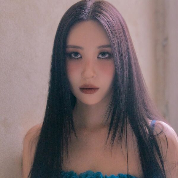 File:Sunmi - STRANGER promo.jpg