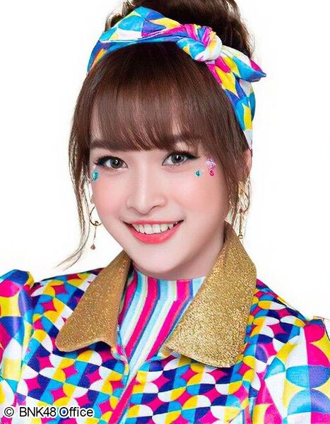 File:BNK48 New 2019.jpg