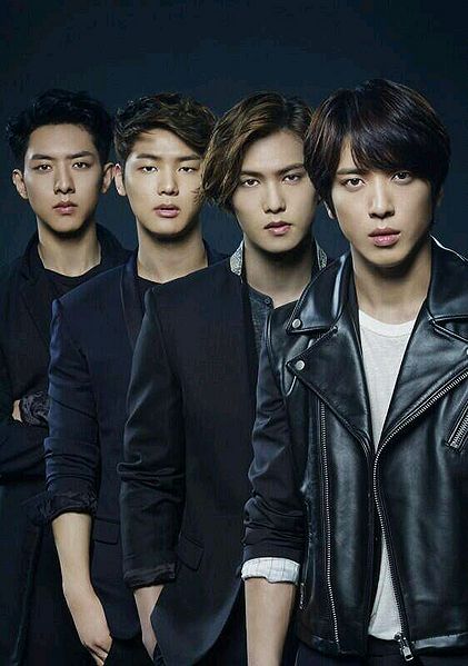 File:CNBLUE - Go Your Way Promo.jpg