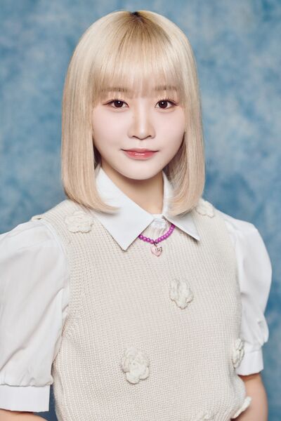 File:Iida Shizuku.jpg