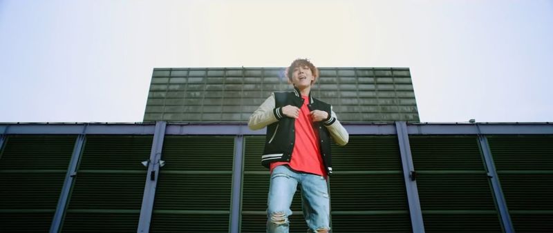 File:jhope airplane PV.jpg
