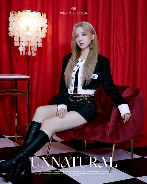 File:Eunseo - UNNATURAL promo.jpg