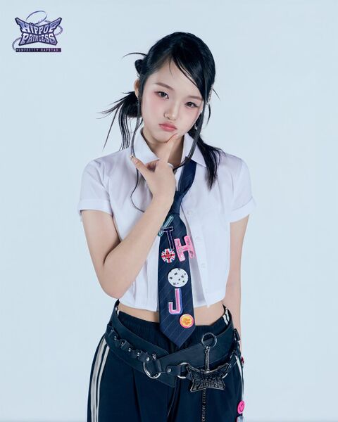 File:Natsuho - HIP POP PRINCESS promo.jpg