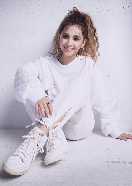 File:Beverly - INFINITY promo.jpg