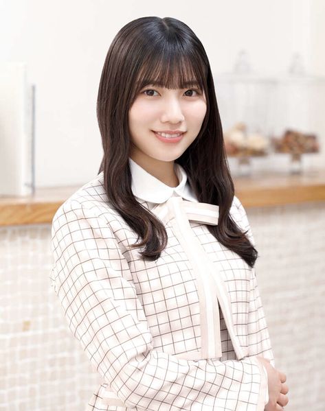 File:Kawata Hina 2021.jpg