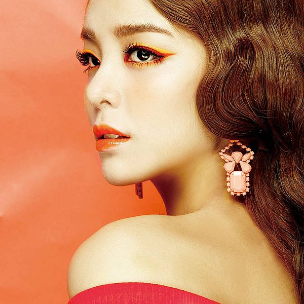File:Ailee - VIVID promo.jpg