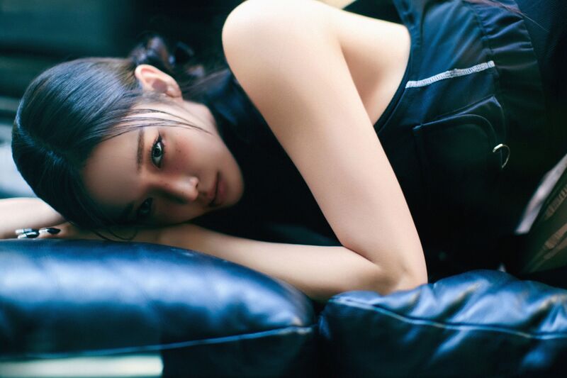 File:Chungha - Alivio promo.jpg