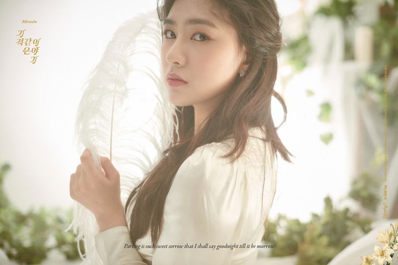 File:Hayoung Miracle promo.jpg