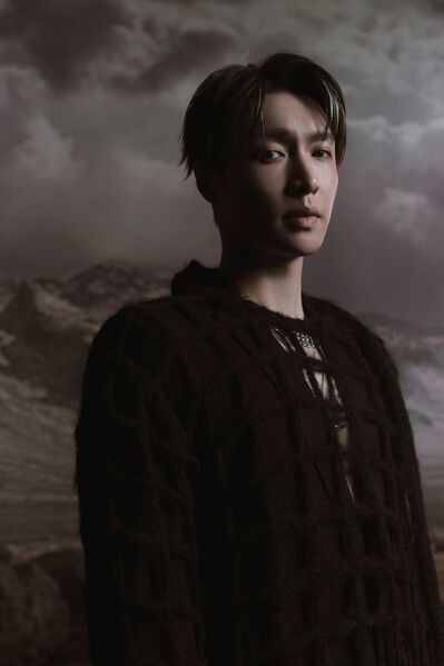 File:Lay - REVERXE promo.jpg