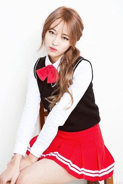 File:Soye - Sign promo.jpg