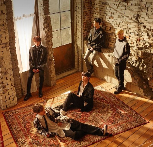 File:ONEWE - Dachueok promo.jpg