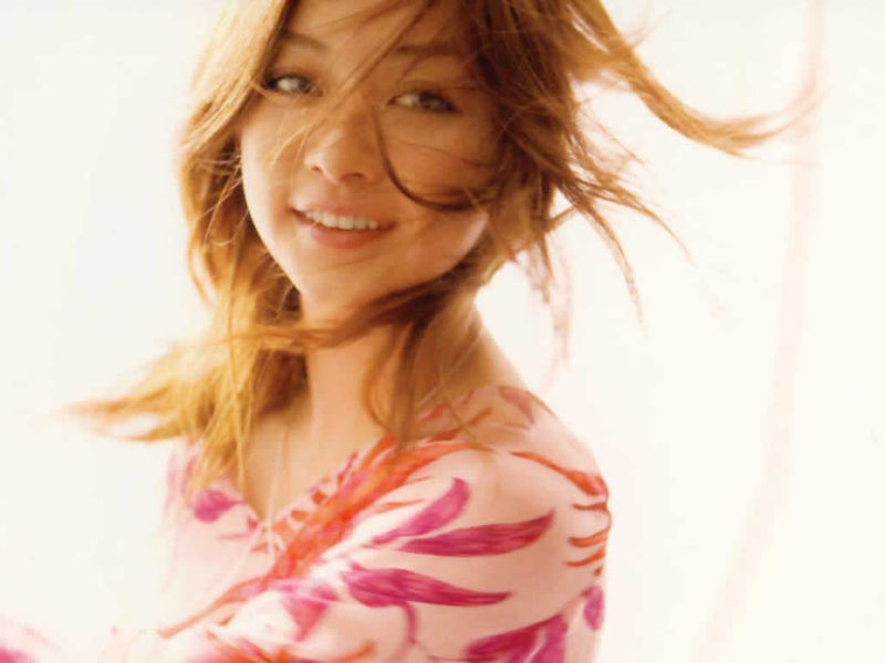File:FLOWERVanTomikoPROMO.jpg