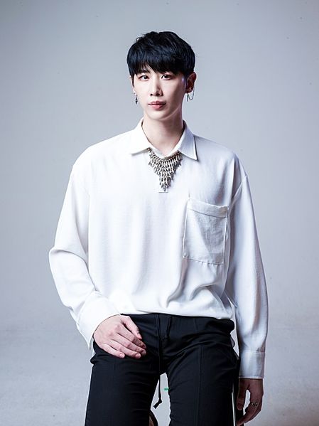 File:Haewon - FAKER promo.jpg