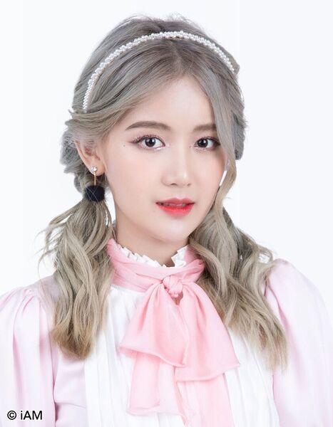 File:BNK48 Pakwan 2020.jpg