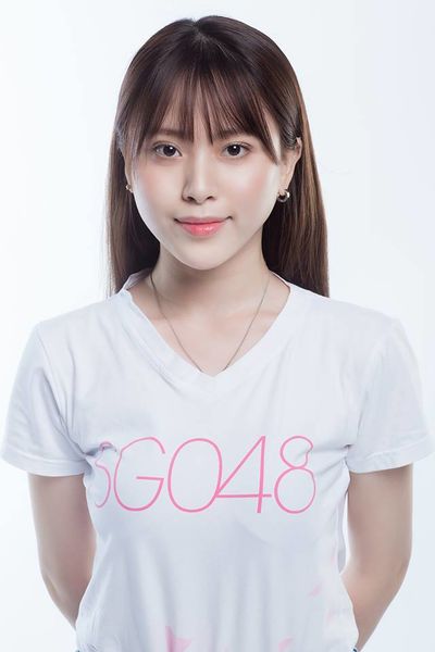 File:Linh Mai 2018-2.jpg