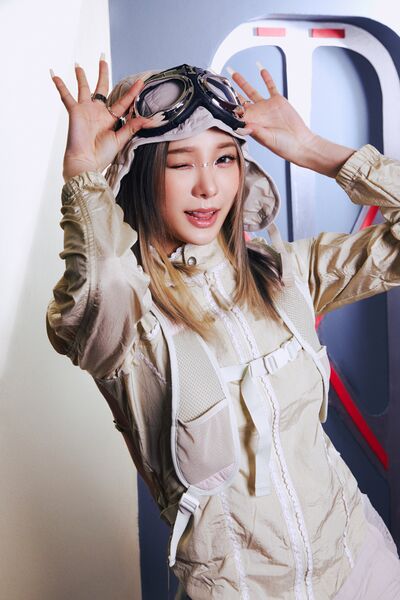 File:Jiana - XXL promo.jpg