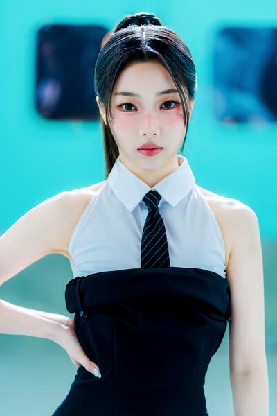 File:Navi - Don't Touch promo.jpg