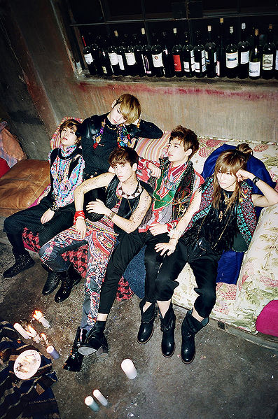 File:shineesherlockjppromo.jpg