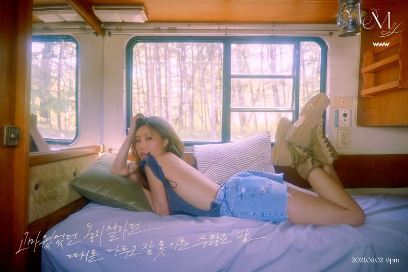 File:Hwasa - WAW promo.jpg