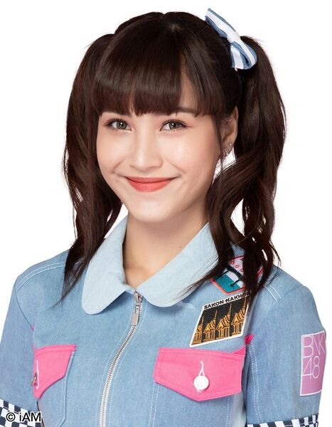 File:BNK48 Fifa 2019-2.jpg