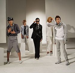 Left to Right: Hwi Chan, Ryu, Lio, Chris, Tae Hwa (2008)
